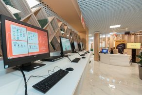 Почему получать права и регистрировать машину в МФЦ лучше, чем в ГИБДД