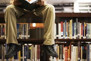 Почему книга умерла