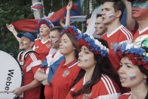Российские футбольные болельщики записали видеоответ исландцам, спевшим «Калинку-малинку»