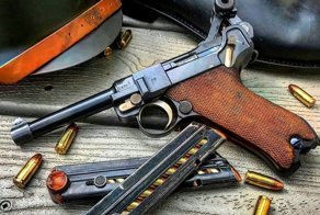 Пистолет Luger «Parabellum»