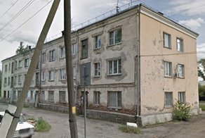 Жильцам аварийного дома предложили отправить детей в приют