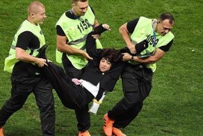 Участницам группы Pussy Riot выплатят  37 тысяч евро
