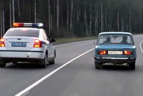 Два пьяных подростка на "шестерке" пытались скрыться от полиции в Кирове