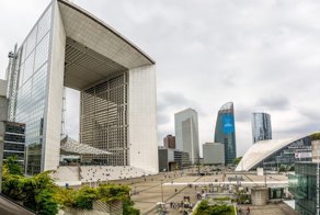 Про парижские небоскребы - район Дефанс