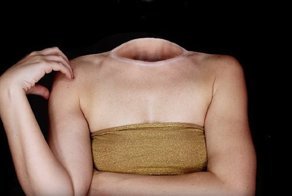 Сербская визажистка заставила исчезнуть собственную голову