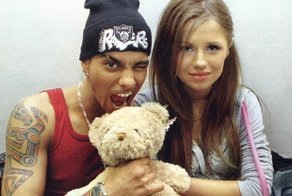 Помните бывшую возлюбленную Тимати с "Фабрики звезд"? От её милой внешности не осталось и следа