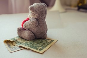 Найден самый злостный неплательщик алиментов в России