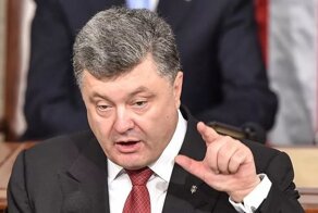 «Да он бухой!» — в Сети высмеяли пьяного Порошенко на «херсной ходе»