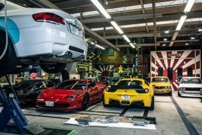 Самый крутой тюнинг из Японии: штаб-квартира Liberty Walk