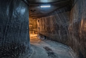 Прогулка по соляной шахте Турды, которую превратили в парк развлечений