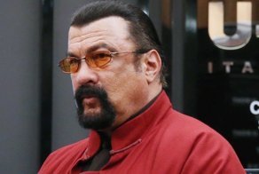 "Безнадежно": Стивен Сигал займется американо-российским пиаром