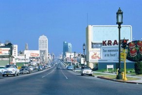 Когда Coca-Cola была настоящей: автомобили на старых фотографиях из США