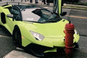 20 забавных гифок о людях, которые купили крутую машину, купили права, а ездить не купили