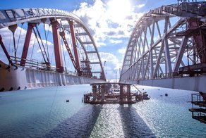 Для строителей Крымского моста придумали собственную медаль