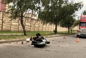 Авария дня. В Великих Луках погиб мотоциклист