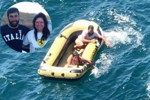 Спасение пары из Новороссийска, которая пять дней дрейфовала в море