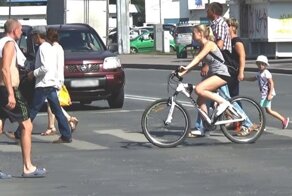 Велосипедист подкрался незаметно