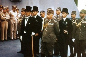 2 сентября 1945 года в 9:02 по токийскому времени Япония подписала  Акт о капитуляции