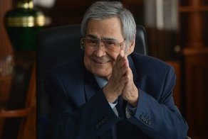 Не может без работы: Аман Тулеев стал ректором местного вуза