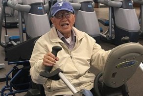 111-летний житель Лос-Анджелеса до сих пор ежедневно ходит в спортзал