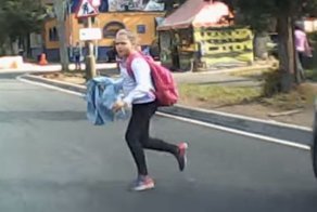 В Ярославле  девочка выбежала прямо под машину