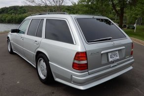 Mercedes-Benz AMG S124 Estate: редкий универсал из Японии