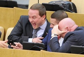 Правительство намерено мотивировать госслужащих миллиардами