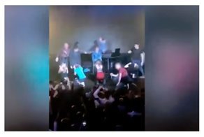 Посвящение в студенты в Тюмени закончилось раздеванием и имитацией минета: видео