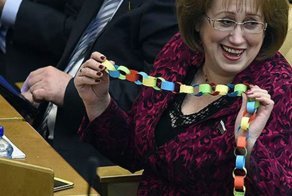 Депутатам хватает зарплаты только на долги по кредитам