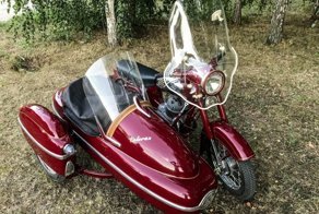 Jawa 350 "Старушка": вишневая классика на все времена