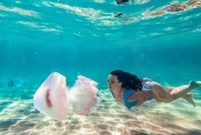 Удивительные фотографии, которые были сняты под водой