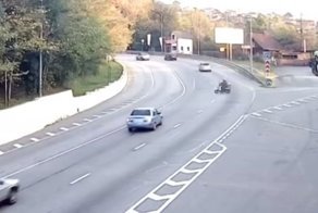 В Сочи погиб доставщик пиццы на скутере