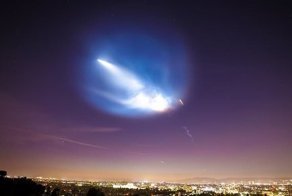 Видео: запуск Falcon 9 и успешное приземление первой ступени в Калифорнии