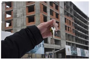 "Жизнь - не в деньгах": красноярский чиновник предложил дольщикам самостоятельно достроить жилье