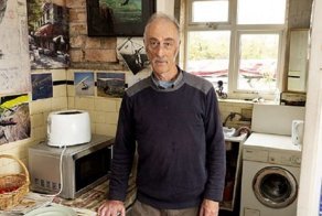 Как британец попал под суд, пытаясь найти школьную любовь
