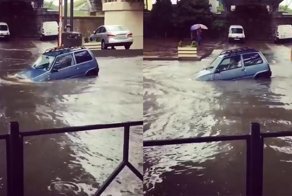 "Ока"с мужеством проплыла по улицам Адлера