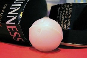 Зачем в банки с пивом Guinness добавляют пластиковый шарик?