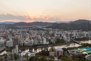 В Хиросиме призвали США не выходить из договора о РСМД