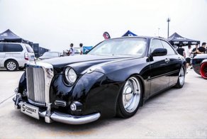 Mitsuoka Galue-II: как превратить Nissan в японский Bentley