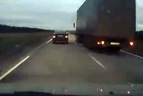 С мозгами не повезло, но хоть в этой аварии легко отделался