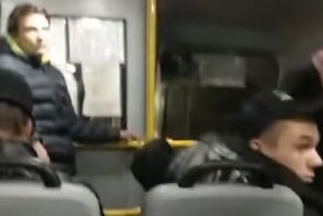Плохие парни решили сбежать из автобуса, не заплатив за проезд, и тут же пожалели об этом