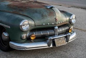 Полностью электрический Mercury Coupe 1949  с сердцем Теслы