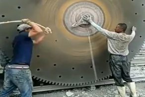 Необычные гибкие китайские кувалды
