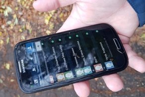 Нашел телефон - решил вернуть владельцу!