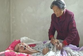 Мать вернула сына к жизни после 12 лет комы