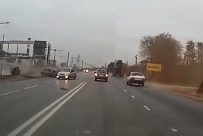 Авария дня. "Шашечник" устроил смертельное ДТП в Волжском