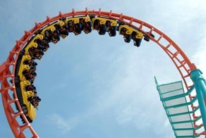 Всегда этого боялась: подросток вылетел из аттракциона на высоте 40 метров