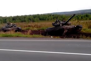 Эффектная погоня танков по бездорожью удивила пользователей сети