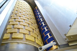 Как это устроено: первоначальный вид товаров до того, как они попадают к потребителю