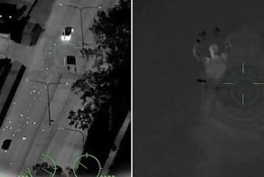 Видео: Пытаясь уйти от полиции, преступник прыгнул в реку с акулами